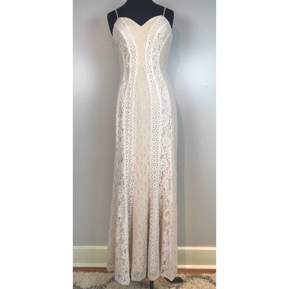 DB Studio Mixed Lace Sheath Gown Dress - Picture 3 of 12